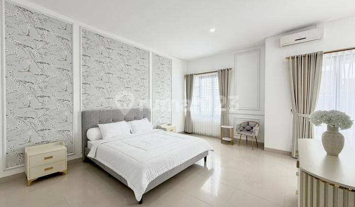 Dijual Rumah 2 Lantai Full Furnished di Puspitaloka BSD