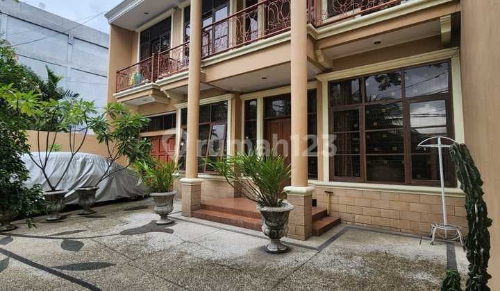 Cepat Rumah Elagan Bagus buat Kos2an Klinik Kantor lokasi komersial di dekat RSCM Jakarta Pusat