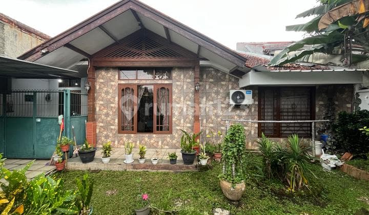 For Sale House in Sayap Pajajaran Bandung Elite Strategic Location