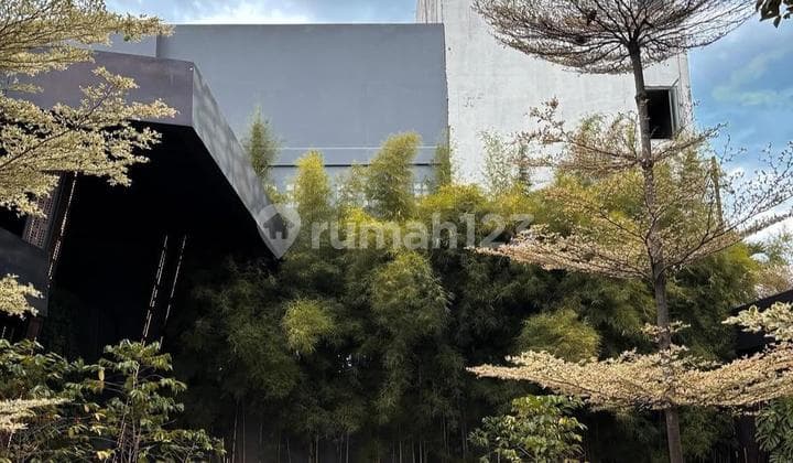 Dijual Ruang Usaha Hitung Tanah Mainroad Sudirman Bandung