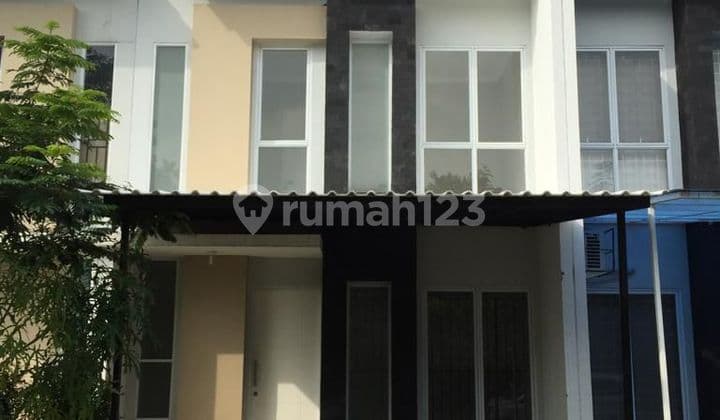 Disewakan Rumah 2 Lantai Siap Huni dan Hunian Nyaman @Graha Raya