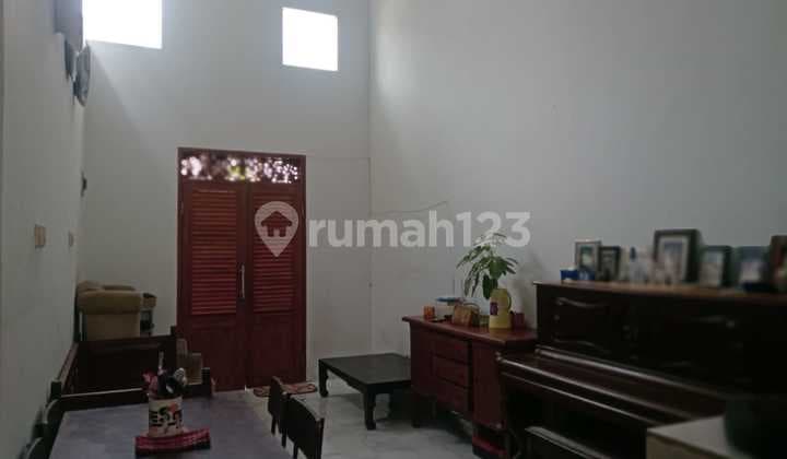 Rumah Siap Huni dengan Hunian Nyaman dan Asri di Bintaro Sektor 9