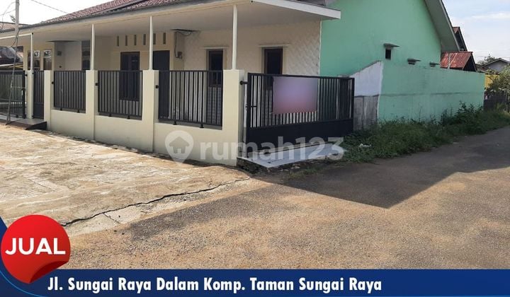 Dijual rumah di Jl. Sui Raya Dalam Komp. Taman Sui Raya