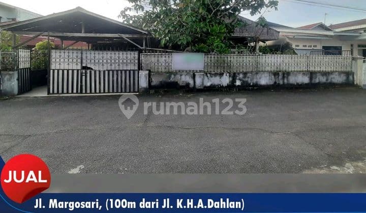Dijual Sebidang Tanah (Ada Bangunan Rumah Lama) Ditengah Kota