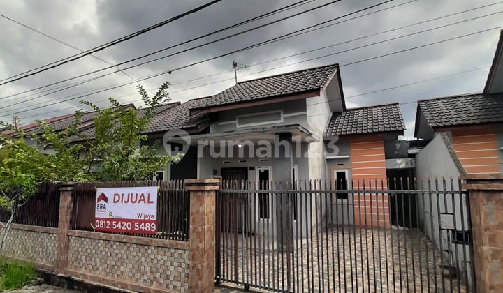 Turun Harga Dijual 1 Unit Rumah Tinggal Type 100 - Area Perum 4