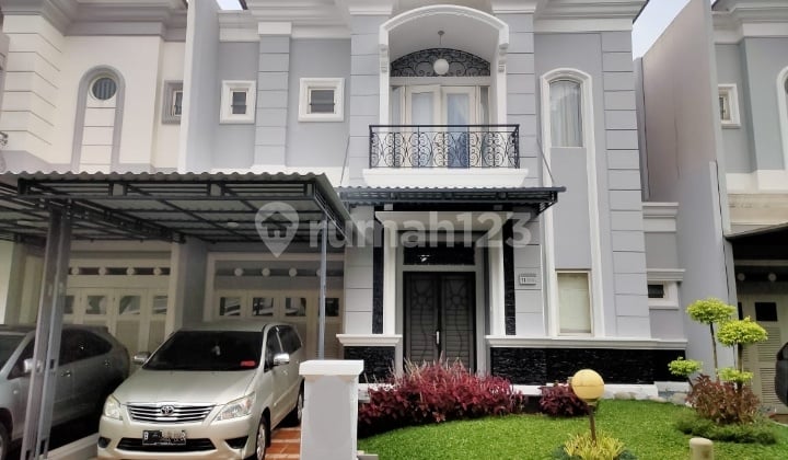 Cluster Emerald Pondok Hijau Golf Gading Serpong, SHM Lantai Full Anti Rayap Posisi Depan Taman Parkir Luas, Hadap Barat Laut