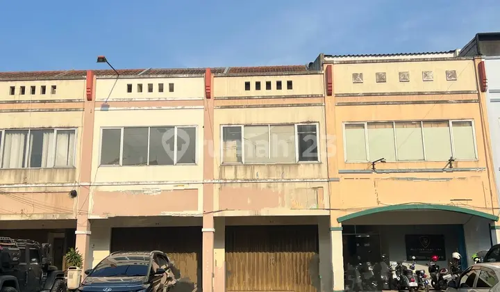 Shop House, 2 Floors, Freehold Certificate, Flood-Free, Strategic Location Near Green Lake Metland Puri 11 Toll Gate Entrance