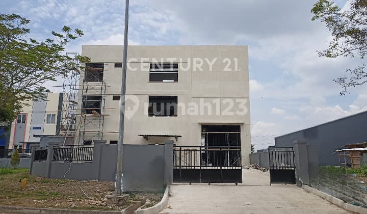 Gudang Baru Tanpa Loading Dock Di Delta Silicon Lippo Cikarang