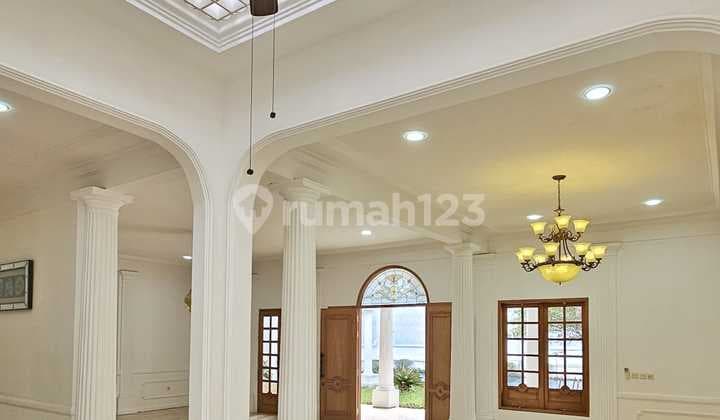 Rumah 4 Kamar Mewah Classic Super Strategis Pondok Indah