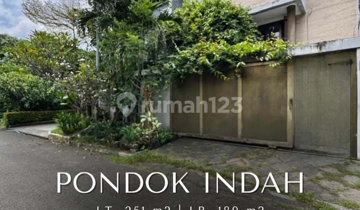 FOR SALE PONDOK INDAH MODERN CLASSIC TROPICAL HOUSE IN FRONT OF THE PARK