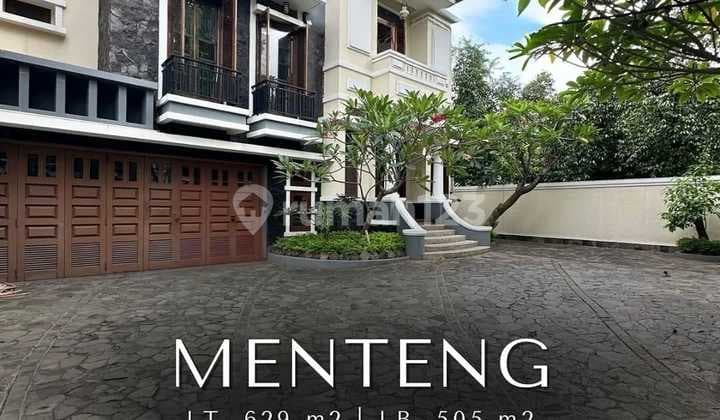 Rumah terdiri dari 4 service Apartement di Menteng Jakarta Pusat