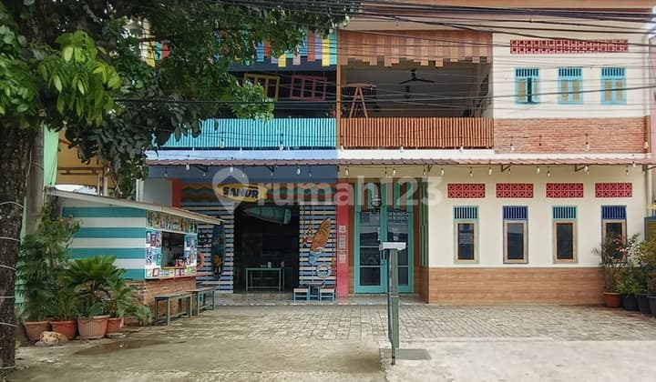For Sale: Shop House/Commercial Space in a Popular Commercial Location in Depok, Suitable for Business. Busy Road, Many Residential Areas & Near Toll Gate. Properties in This Area Are Limited, High Demand. Land New, Beji, Depok. 2 Floors.