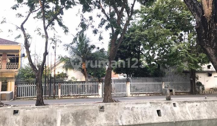 Dijual Rumah Ngagel Tama Dekat Bilka Butuh Minim Renovasi