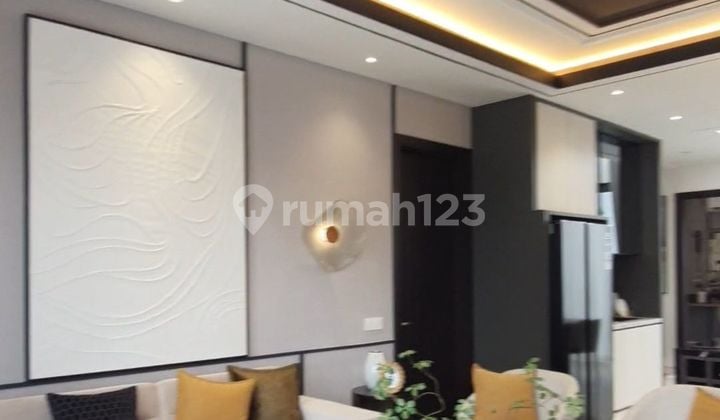 Graha Natura Rumah Cozy 2 Lantai, 10x20 Dgn Swpool, 4 Kt, Row Jalan Lebar, Di Cluster Lily By The Lake, Surabaya Barat. Fasilitas Club House, Commercial Area, Skul, Klinik, Minimarket, Dll