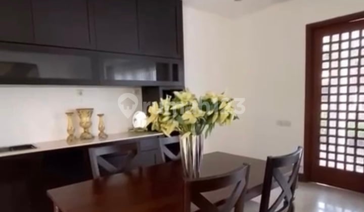 Disewa Rumah Graha Famili Full Furnished