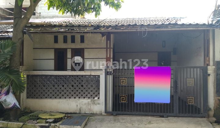 House In Graha Bagasasi