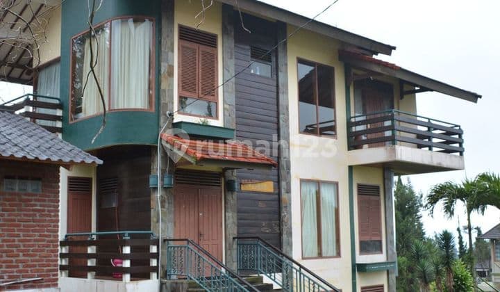 Jual Villa Istana Bunga View Kota