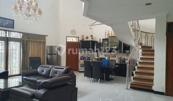 Jual Rumah pusat kota di Kembar Bandung