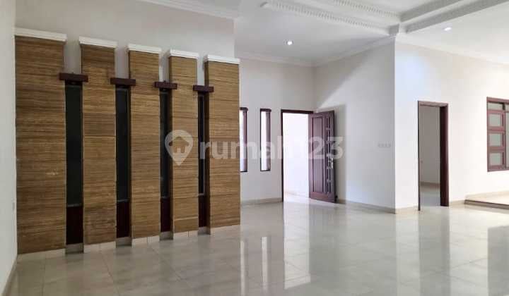 Rumah Baru Renov Singgasana Mekar Wangi