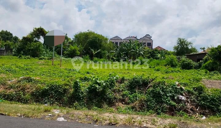 Rare... Available for quick rent, ready-to-use land at Jalan Merdeka in the culinary center and elite residential area of Renon.