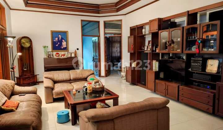 For Sale Beautiful Environment House In Puri Indah