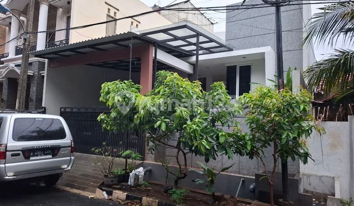 Nice One-Story House by the Roadside in Pulo Gebang, East Jakarta