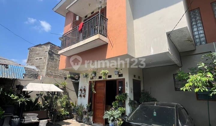 Rumah Dalam Town House Mini Strategis di Cipayung Jakarta Timur