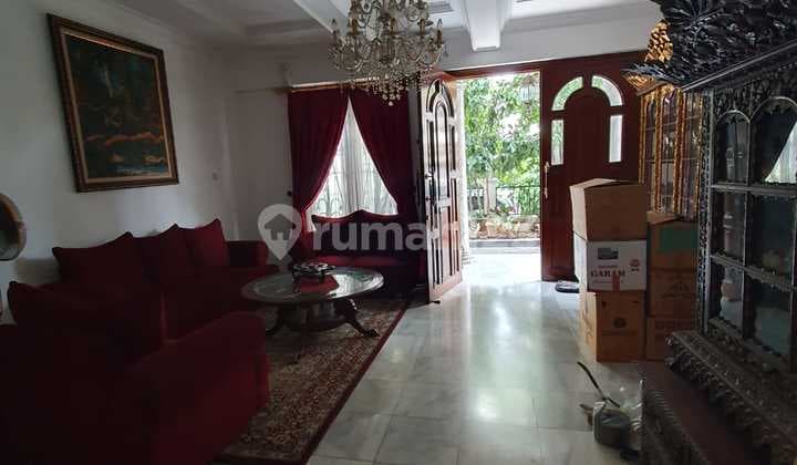 SHM (Certificate of Ownership) House in BSD Giriloka 1, Tangerang, Ready to Occupy, Neat Condition.