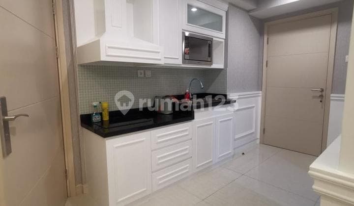 Disewakan Apartemen La Riz 3 BR Lt M1 Furnished