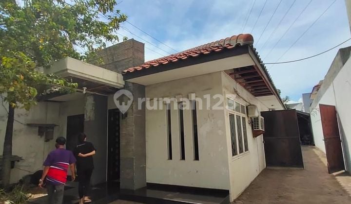 0125 - Disewakan Rumah SHM Raya Kenjeran LT 900 LB 200 Surabaya