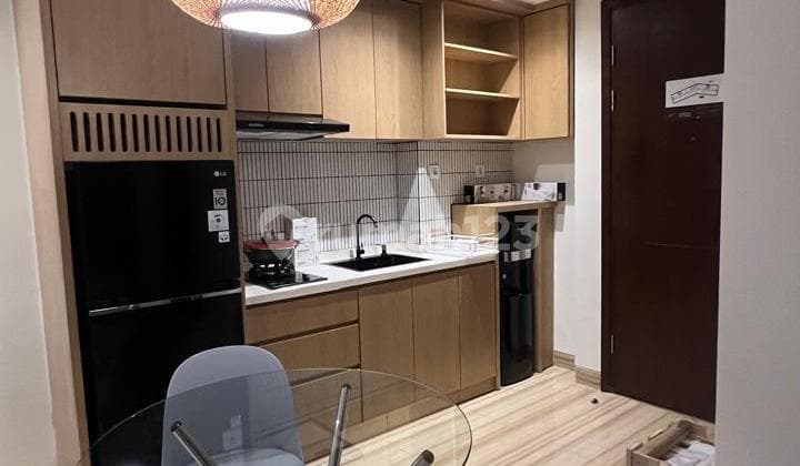 228-For Rent Grand Sungkono Lagoon Venetian Apartment 2BR 37th Floor