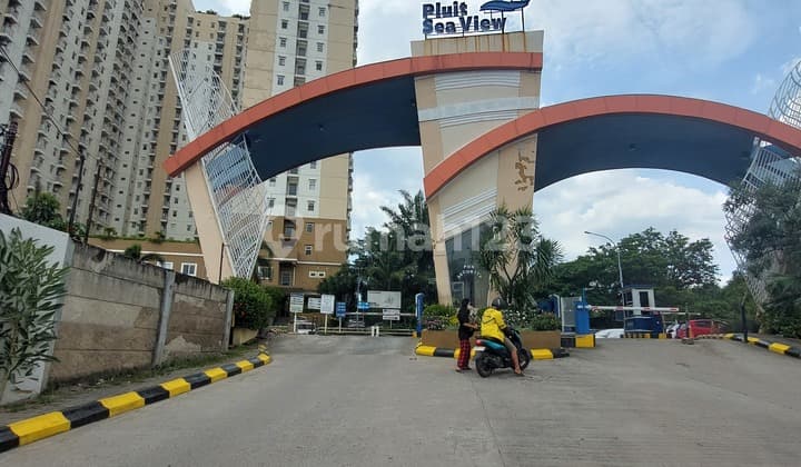 Apartment Pluit Sea View Unit Hook Tipe 2 Bedroom Jakarta Utara
