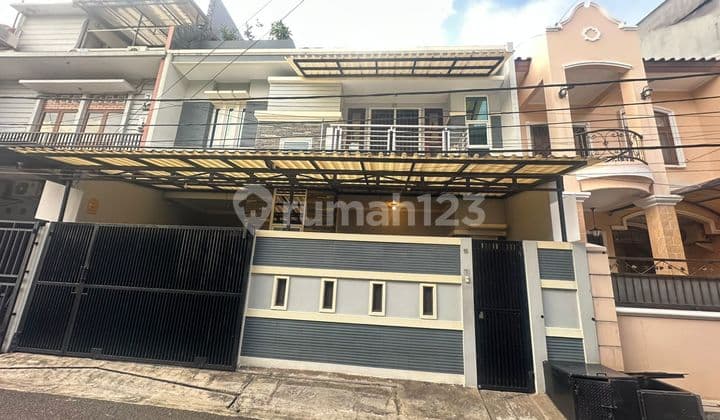Rumah 3 Lantai Siap Huni Tomang Mandala Selatan Jakarta Barat