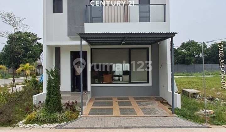Modern Minimalist Residence in a Strategic Area of Bintaro Sector 3A