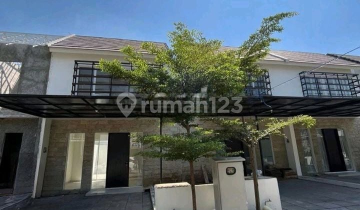 Rumah Murah Sidoarjo One Gate System Mutiara City Lebar Jalan 8 Meter