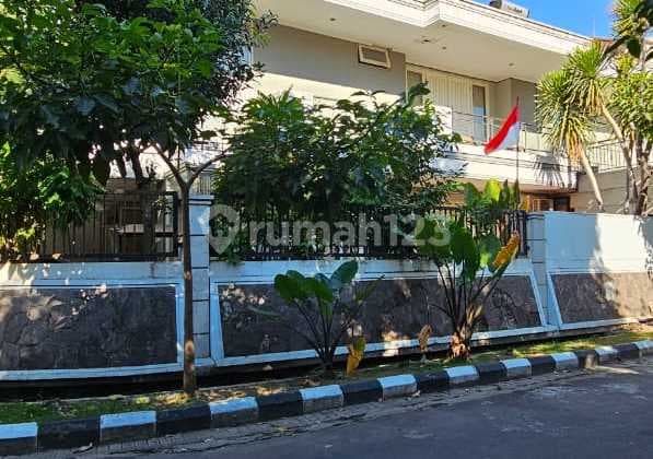 Rumah Minimalis 2 Lantai Terawat Sutorejo One Gate System Dekat Unair Its Galaxy Mall