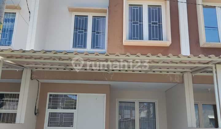 Rumah New Full Furnished di Gunung Anyar dengan One Gate System