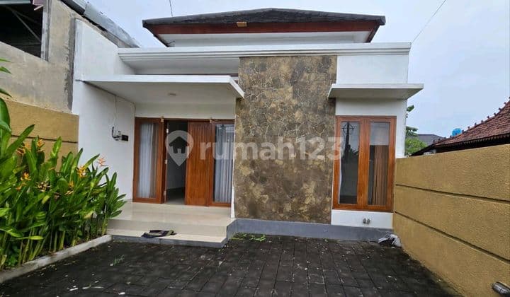 Rumah Cantik Minimalis Jl. Tukad Batanghari