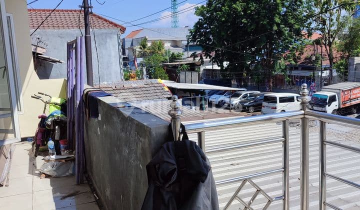 Rumah dukuh kupang utara minimalis