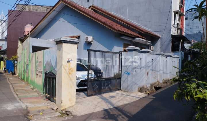 Kos Kebon Kacang, 9 Kamar, Terisi Full, Nego Sampai Jadi