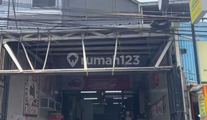 Ruko Eks Bengkel, 162 Meter, 3 Lantai, Siap Huni