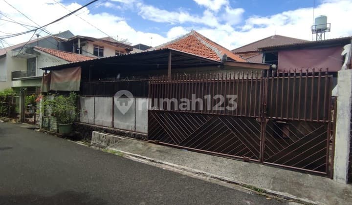 Rumah di Kartini 213M2 Hadap Selatan,1 Lantai, Strategis, Kodeds Ds