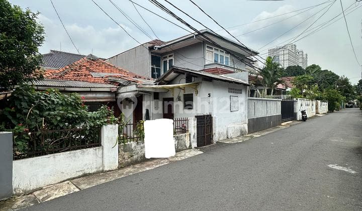 DIJUAL MENTENG RUMAH HITUNG TANAH LOKASI STRATEGIS AKSES MUDAH