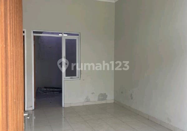 Rumah Siap Huni Dalam Komplek Arcamanik Bandung Ref.05039