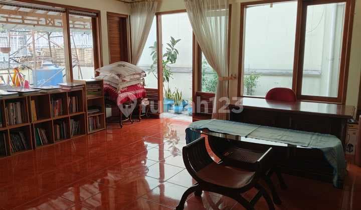 Dijual Rumah 2lt Furnished Di Komplek Sayap Dago Bandung