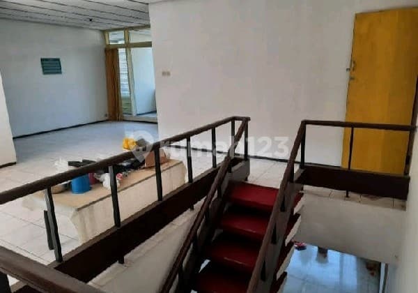 Rumah Hook Hitung Tanah, Sekeloa, Coblong Bandung Utara Ref.05046