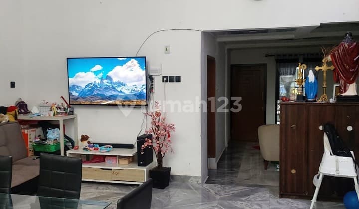 Rumah 2 Lantai Di Cijawura, Buah Batu dekat STT Telkom
