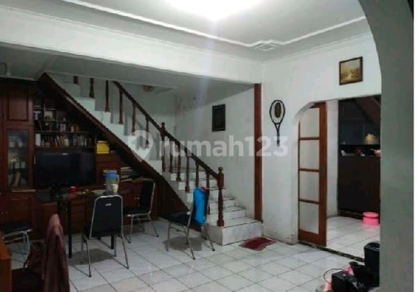 Rumah di Komplek Pharmindo, Melong Cimahi Ref.05094