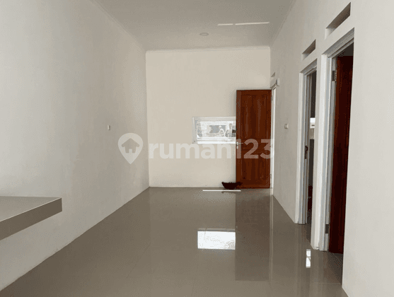 Move-In Ready House in Sayap Sasak Batu, Jatihandap Land Area 72 M2 Ref. 05512