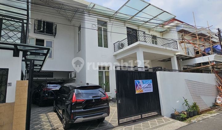 Murah! Rumah Cocok Kantor Radio Dalam Jaksel